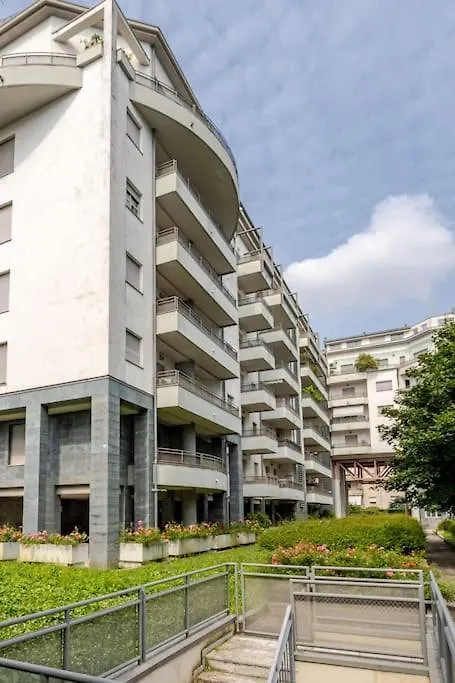 Relax Oasis Bergamo Bgy Apartment 0*,  Italy