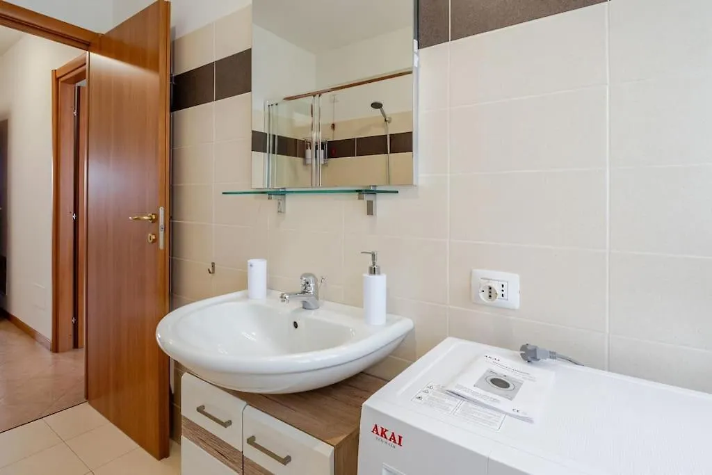 Relax Oasis Bergamo Bgy Apartment 0*,